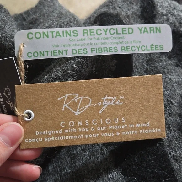 NWT RD Style Quarter Zip Sweater - Picture 3 of 3